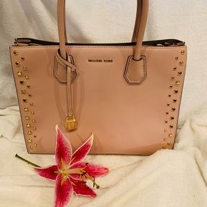Michael Kors handbag